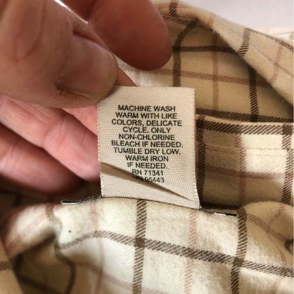 LL Bean Plaid Button Up Casual Shirt - Picture 14 of 14